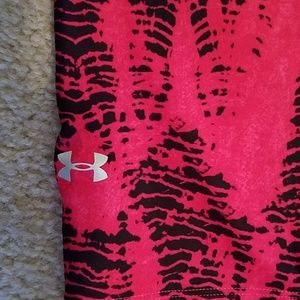 NWOT Under Armour capri athletic leggings